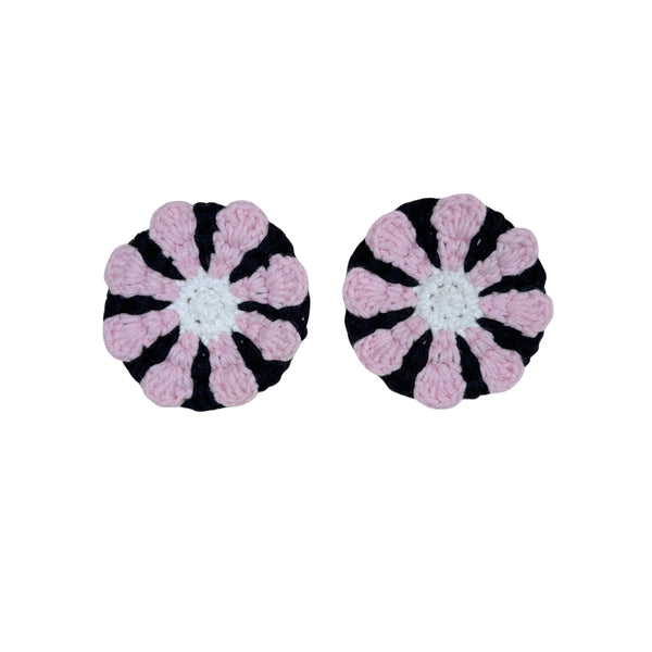 Handmade Crochet black pink daisy  Steering Wheel Cover for Women Girl, Cute Colorful Flower Seat Belt Cover, Car Interior Accessories Decorations.