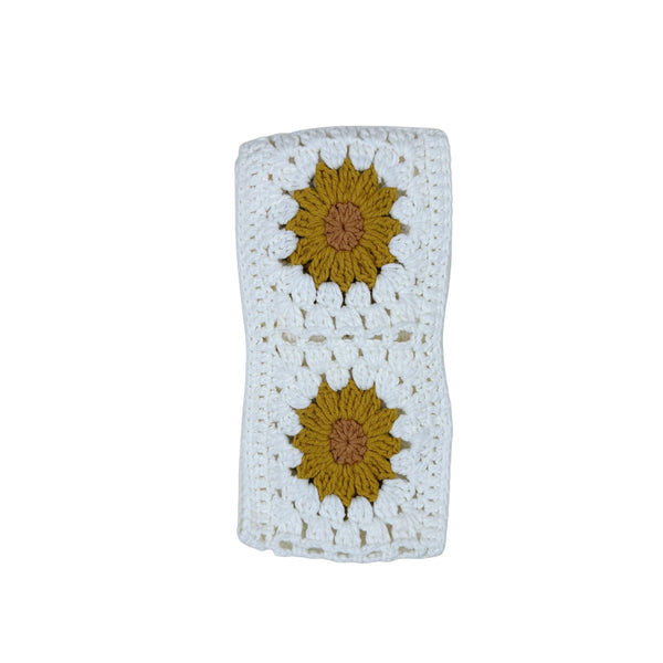 Handmade yellow flower Crochet Steering Wheel Cover for Women Girl, Cute Colorful Flower Seat Belt Cover, Car Interior Accessories Decorations.