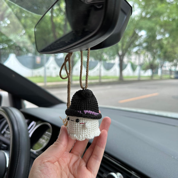 Crochet Halloween Ghost with hat Car Accessories Hanging Ornament   and Pendant for Car Rear View Mirror Interior Decoration