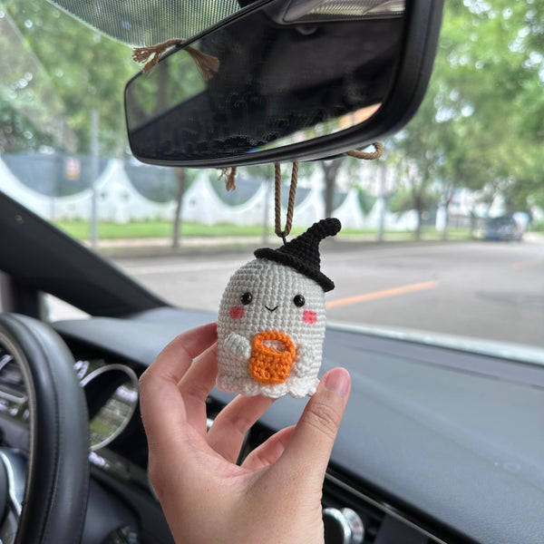 Crochet Halloween Cute Ghost with bag  Car Accessories Hanging Ornament   and Pendant for Car Rear View Mirror Interior Decoration