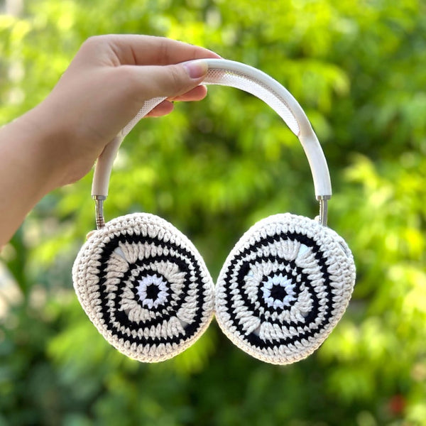 crochet evil eye handmade airpod max covers,bose headphone cover,sony xm5 accessories,sony xm4 cover,sony xm6,Music Lovers,Handmade Gifts