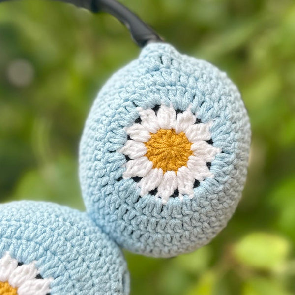 Crochet Daisy Headphone Cover,crochet airpod max cover,sony xm4,sony xm5,sony xm6,Music Lover,Handmade Gifts,any headphone model
